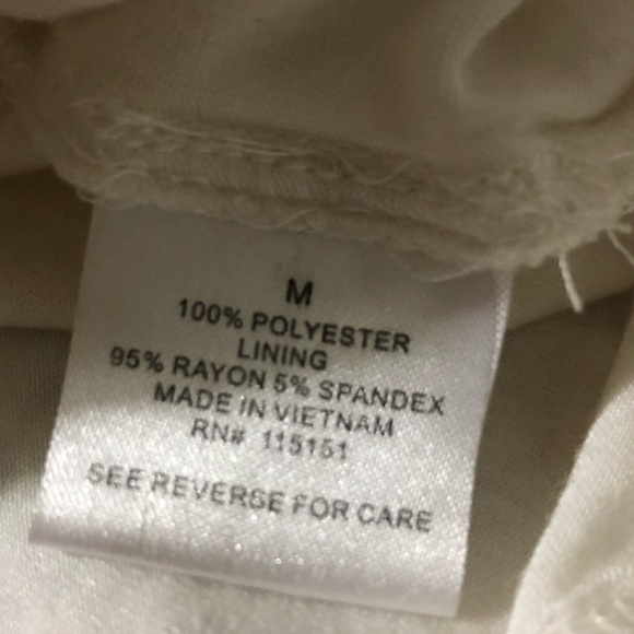 Romeo & Juliet Couture Floral Embroider Mini Skirt - Picture 7 of 8